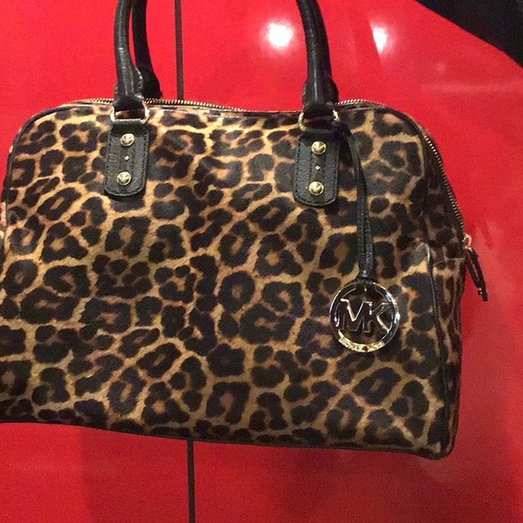 Michael Kors calf hair leopard bag. - Picture 3 of 3